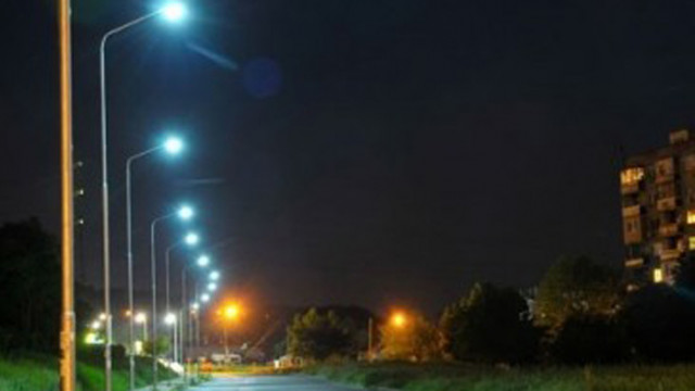 Започва изграждане на ново улично осветление в район "Младост"